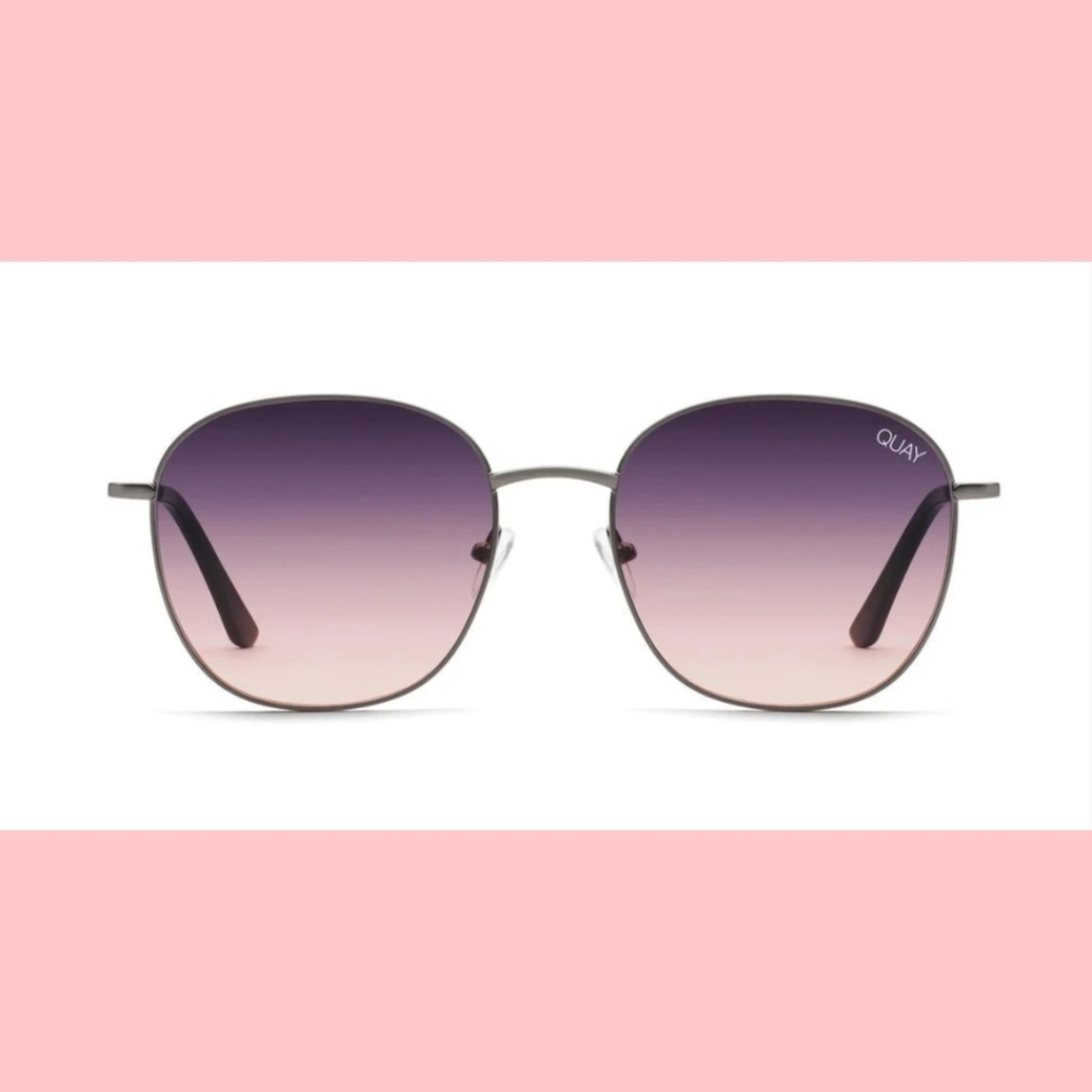 Quay Australia Jezabell x Chrissy Teigen navy/peach Gunmetal